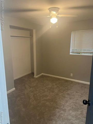 19480 Archdale Street, Detroit, MI 48235