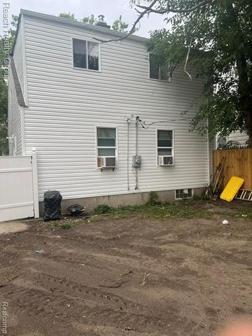 19480 Archdale Street, Detroit, MI 48235