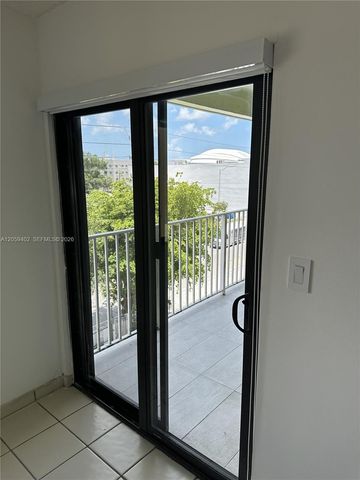2046 W Flagler St 409, Miami, FL 33135