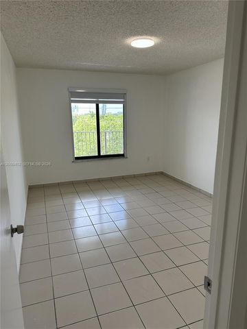 2046 W Flagler St 409, Miami, FL 33135