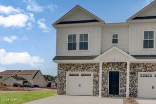 2101 N Kali Lane A, Greenville, NC 27834
