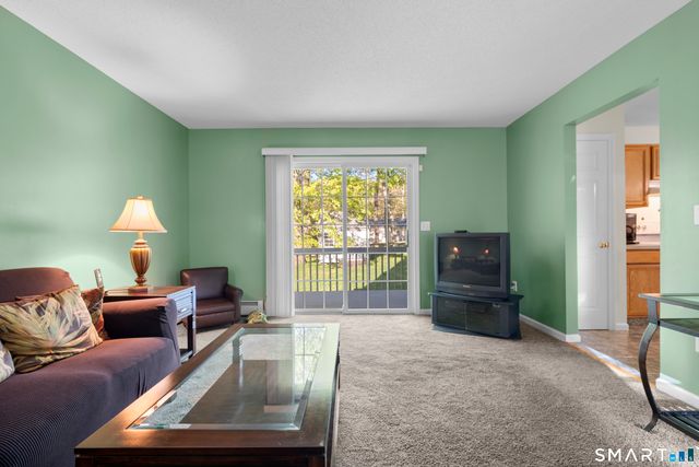 71 Northview Drive, Manchester, CT 06040
