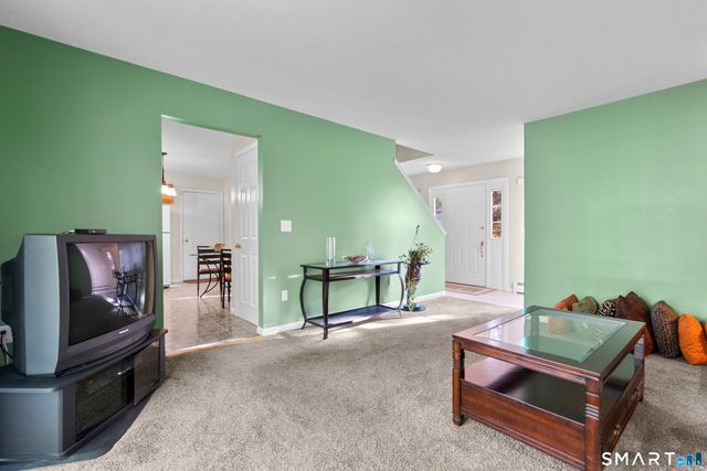 71 Northview Drive, Manchester, CT 06040