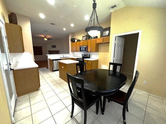 2501 Redfield Drive, Mesquite, TX 75181