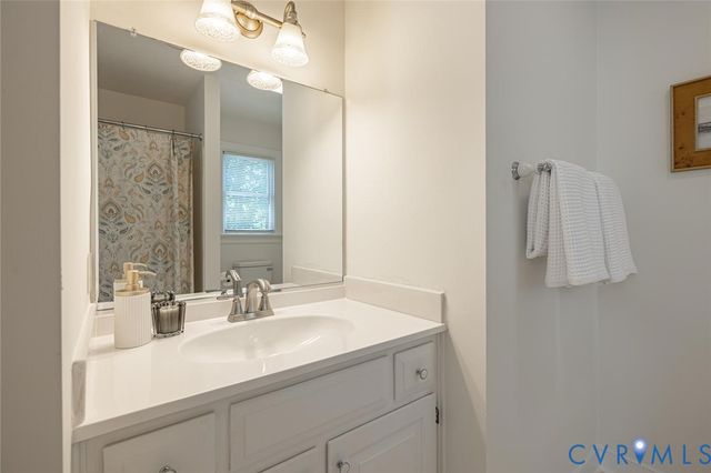 8424 Valley Wood Rd, Henrico, VA 23229