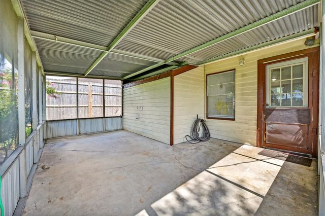 10706 Duncum Street, Houston, TX 77013