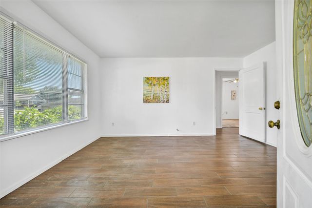 10706 Duncum Street, Houston, TX 77013