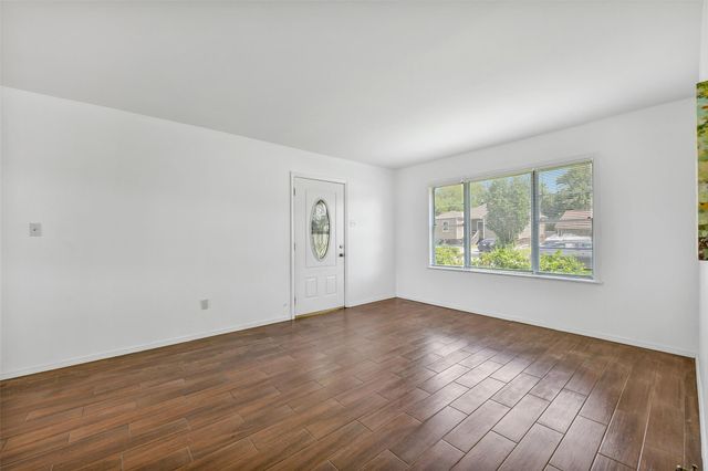 10706 Duncum Street, Houston, TX 77013