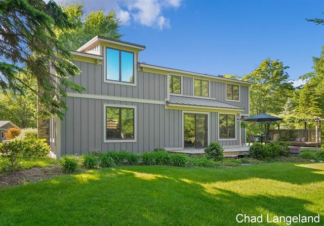 4079 65th Street, Holland, MI 49423