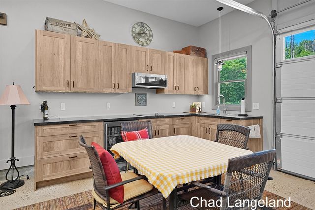 4079 65th Street, Holland, MI 49423