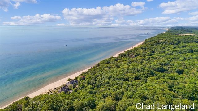 4079 65th Street, Holland, MI 49423