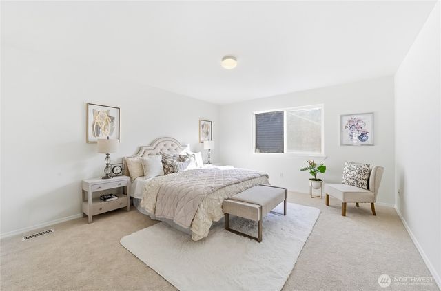 19440 77th Place NE, Kenmore, WA 98028