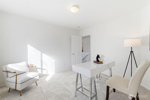 19440 77th Place NE, Kenmore, WA 98028