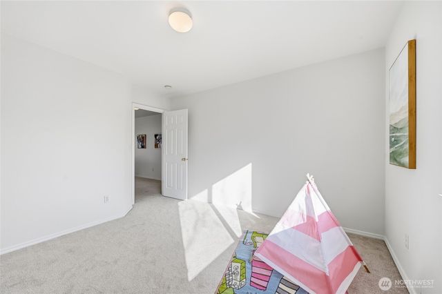 19440 77th Place NE, Kenmore, WA 98028