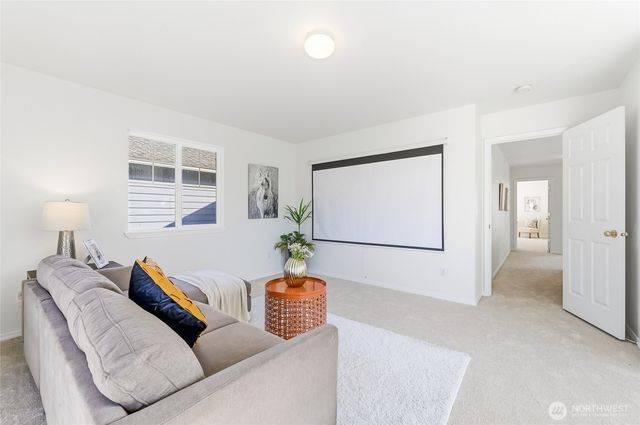 19440 77th Place NE, Kenmore, WA 98028