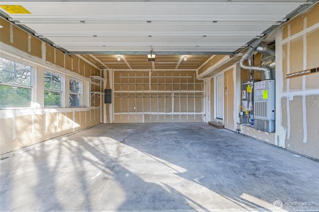 19440 77th Place NE, Kenmore, WA 98028