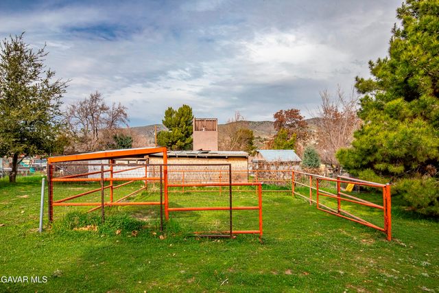 40115 W 87th Street W, Leona Valley, CA 93551