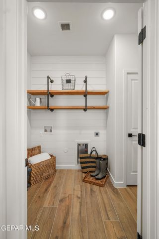 12601 Fredericksberg Avenue, El Paso, TX 79928