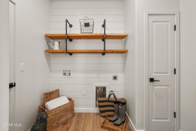 12601 Fredericksberg Avenue, El Paso, TX 79928