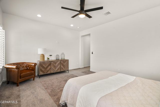 12601 Fredericksberg Avenue, El Paso, TX 79928