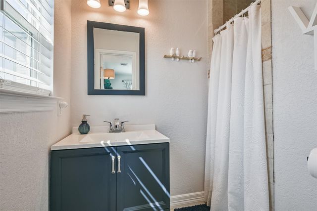 17812 Vera Cruz Boulevard, Galveston, TX 77554