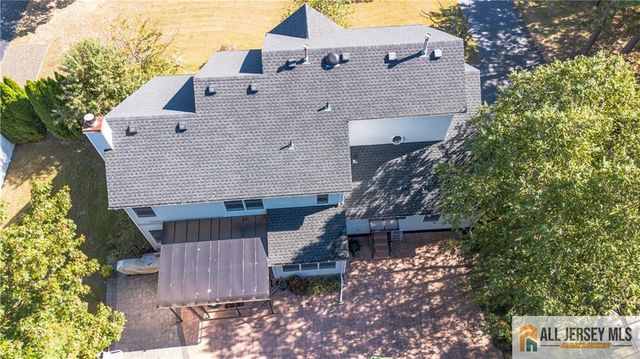 11 Hampton Road, Monroe, NJ 08831