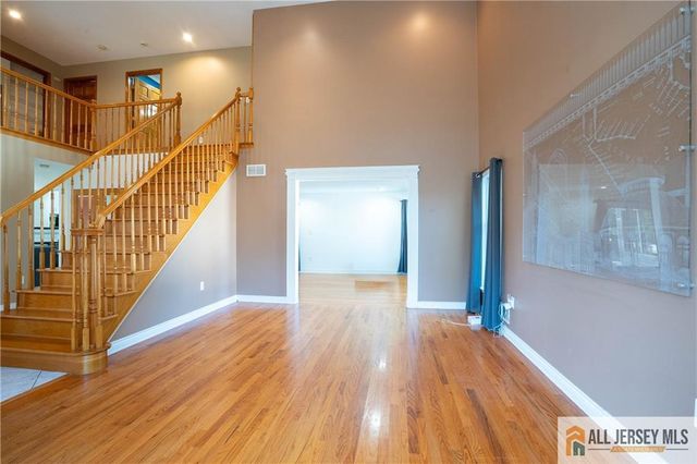 11 Hampton Road, Monroe, NJ 08831