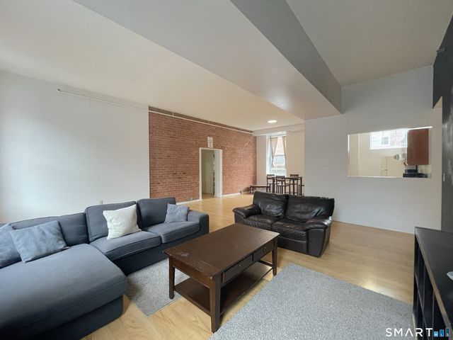196 Crown Street 210, New Haven, CT 06510