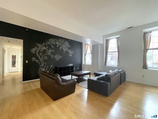 196 Crown Street 210, New Haven, CT 06510