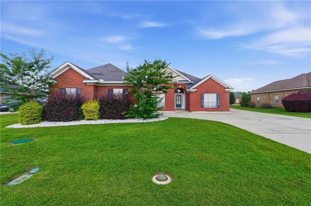 3965 Harmony Ridge Circle W, Semmes, AL 36575