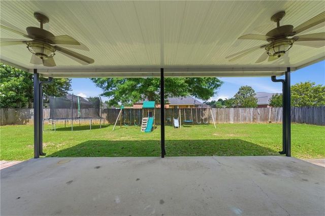 3965 Harmony Ridge Circle W, Semmes, AL 36575