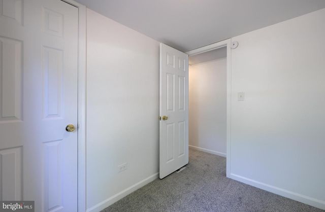 4391 SCHOOLHOUSE RD, Dover, PA 17315