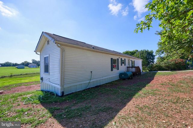 4391 SCHOOLHOUSE RD, Dover, PA 17315