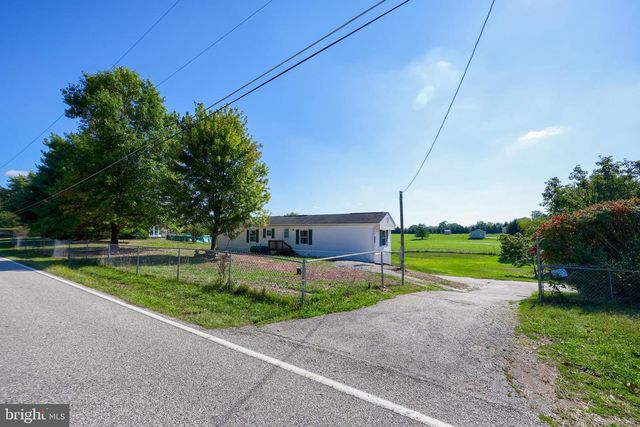 4391 SCHOOLHOUSE RD, Dover, PA 17315