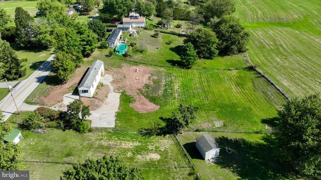 4391 SCHOOLHOUSE RD, Dover, PA 17315
