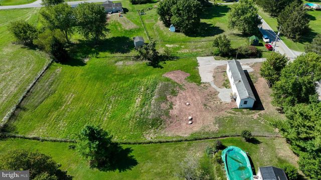 4391 SCHOOLHOUSE RD, Dover, PA 17315