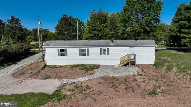 4391 SCHOOLHOUSE RD, Dover, PA 17315