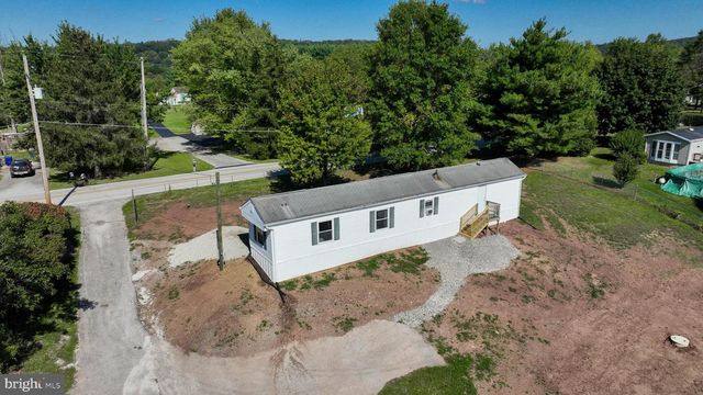 4391 SCHOOLHOUSE RD, Dover, PA 17315