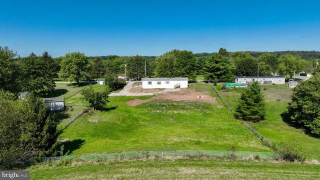 4391 SCHOOLHOUSE RD, Dover, PA 17315