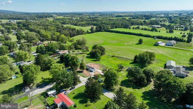 4391 SCHOOLHOUSE RD, Dover, PA 17315