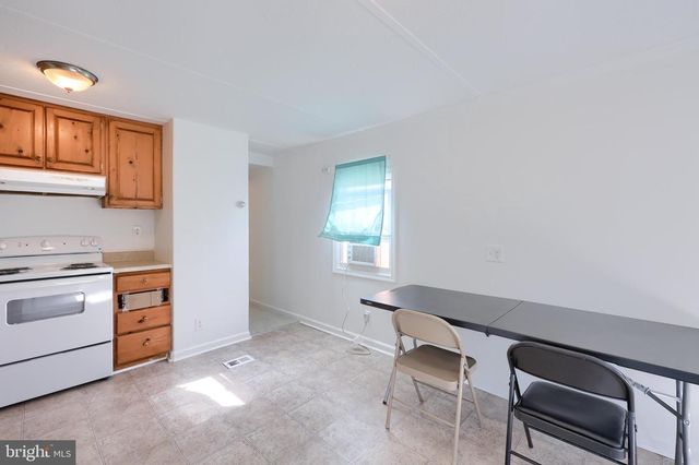 4391 SCHOOLHOUSE RD, Dover, PA 17315