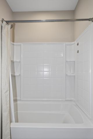 2 Inwood Drive 3012, Woburn, MA 01801