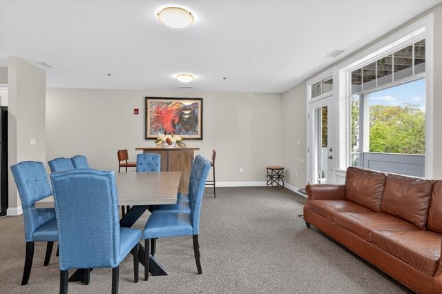 2 Inwood Drive 3012, Woburn, MA 01801