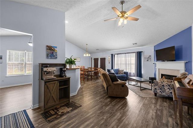 1003 Marsh Court Court, Hampton, GA 30228