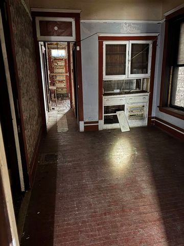 6932 S Eggleston Avenue, Chicago, IL 60621