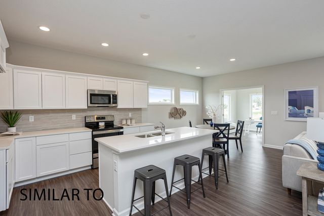 9423 Modena Lane, West Des Moines, IA 50266