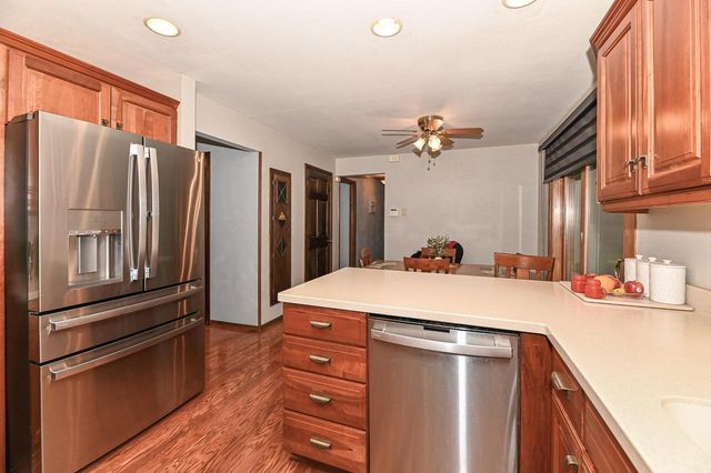 10500 W Good Hope ROAD, Milwaukee, WI 53224