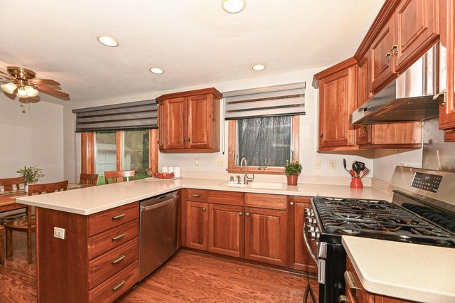 10500 W Good Hope ROAD, Milwaukee, WI 53224