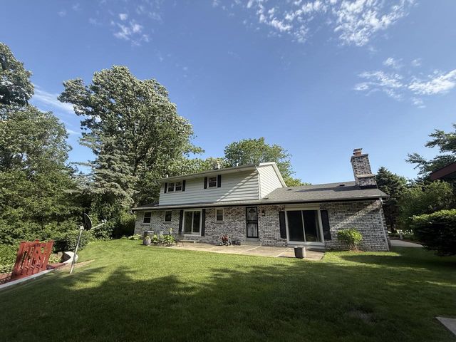 10500 W Good Hope ROAD, Milwaukee, WI 53224
