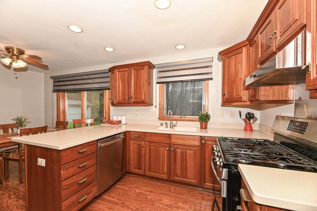 property-img